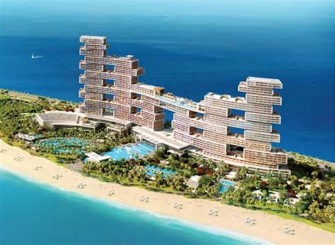 ROYAL ATLANTIS RESORT AND RESIDENCES .
